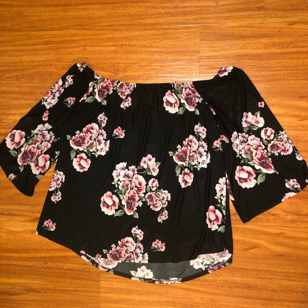 OFF THE SHOULDER Black Floral Top